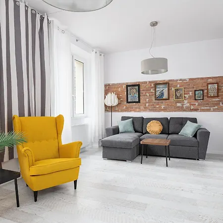 Rentplanet - Mirow Ii Appartement Varsovie